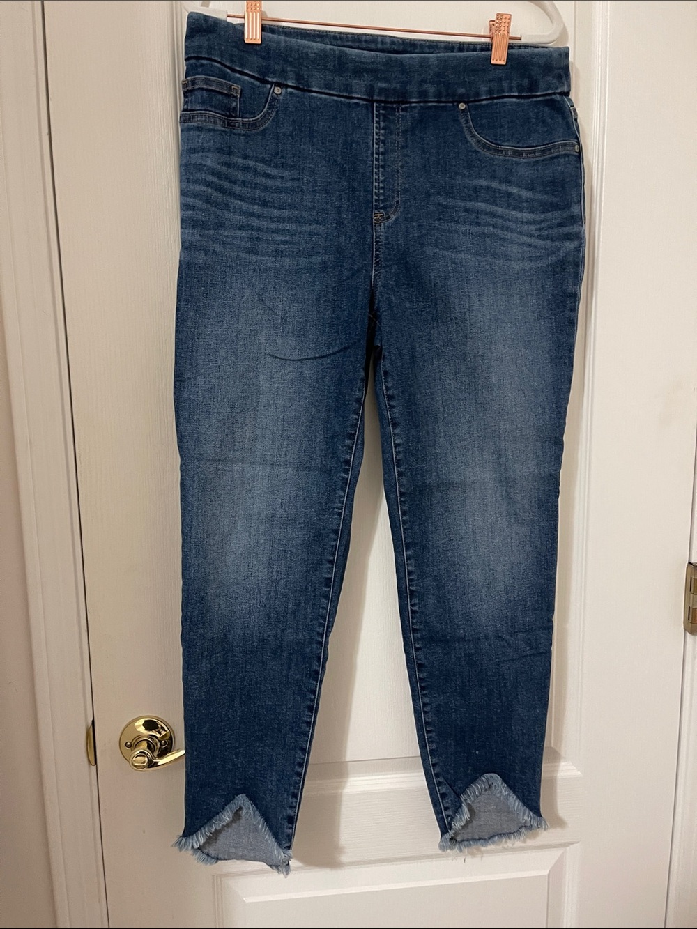 Chico’s pull on Jeggings size 10 excellent condition